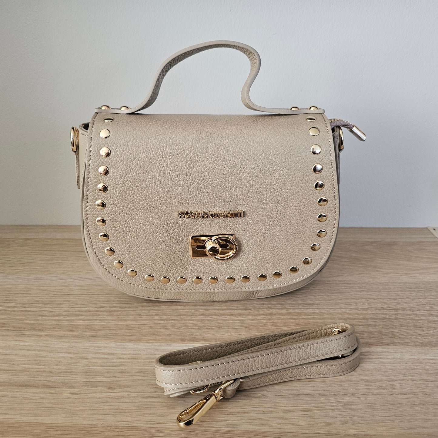 Massimo Contti Luxury Brand - Ítalskur handtaska, leður með pinnar