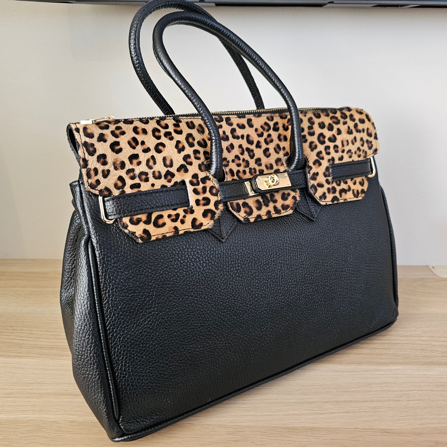 Massimo Contti Luxury Brand - Italian handbag