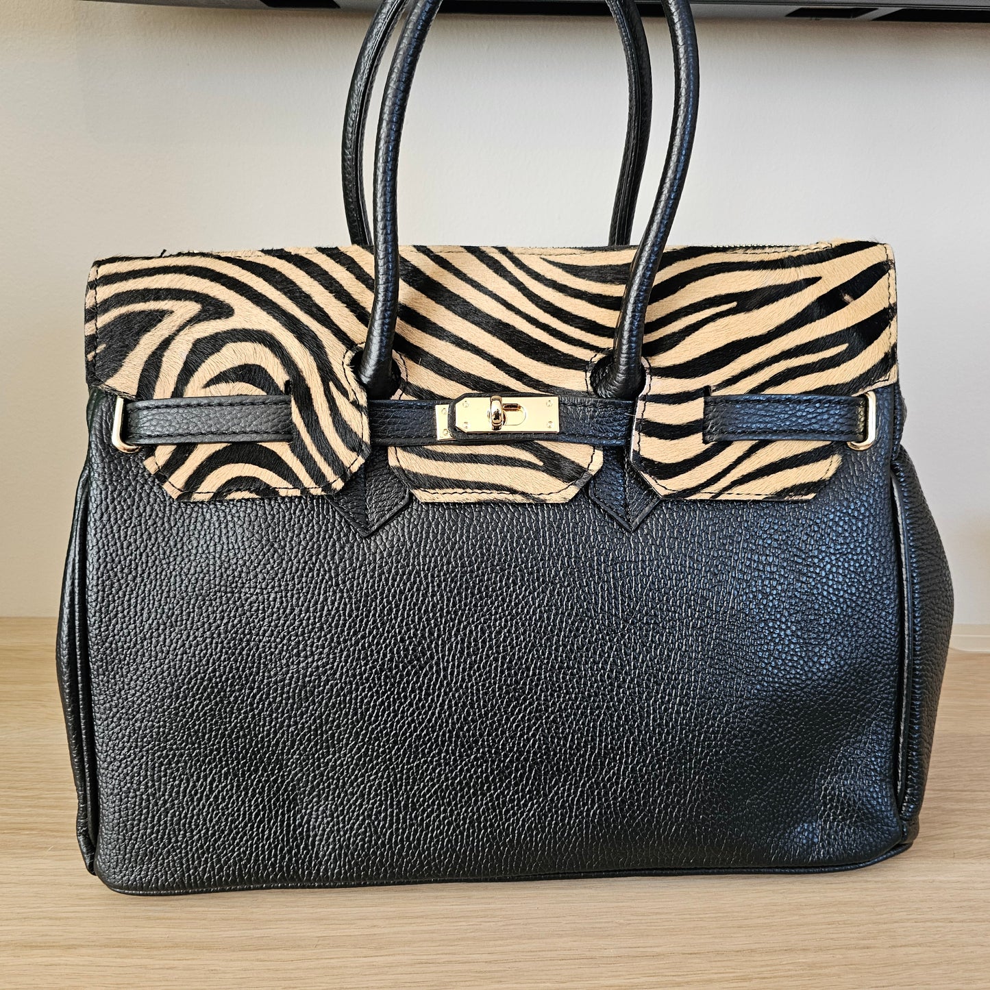 Massimo Contti Luxury Brand - Italian handbag